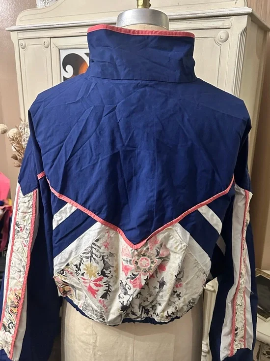 We The Free Navy Floral-Panel Cropped Bomber Jacket - Picture 8 of 12